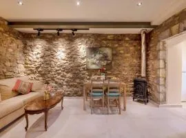 Eftichia's Nomad stone house