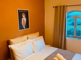 Lovely 3 bedroom in Siggiewi，位于Siġġiewi的酒店