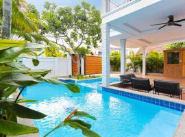 Pattaya Luxury private pool villa near walking street with Sauna jacuzzi Cityhouse154，位于南芭堤雅的乡村别墅