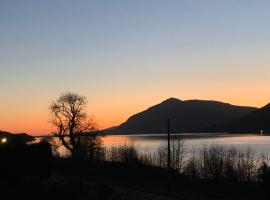 Ormasaig, Self Catering, One Mile to Town & close to Ben Nevis，位于威廉堡的别墅