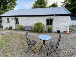 The Milking Parlour，位于Collinstown的酒店