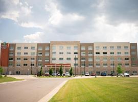 Holiday Inn Express & Suites Onalaska - La Crosse Area by IHG，位于奥那拉斯加的酒店