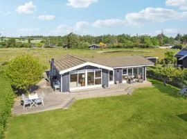 Lovely Home In Frørup With Kitchen