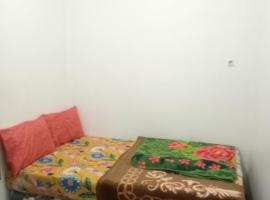 Homestay putih Ciwidey，位于希维德的酒店