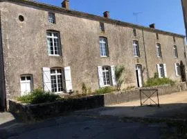 Gîte du Sacré-Coeur - Mauléon- proche Puy du fou