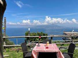 La Badia Montechiaro - Breathtaking View of Sorrento Coast，位于维克艾库塞的别墅