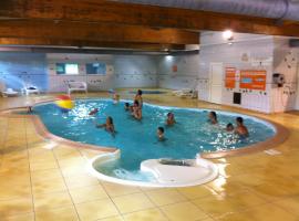 Camping Le Ried *** Mobil Home Cosy 3 chambres Proche Europa Park Rulantica，位于Boofzheim的酒店