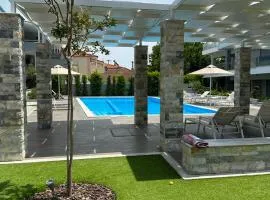 Dina's Holiday Apartment with Pool in Nikiti