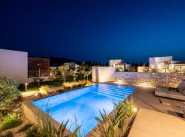 Campo Premium Stay Private Pool Villas，位于科斯镇的乡村别墅