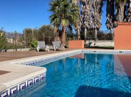 “Soleado” Casa rural con piscina，位于莫特里尔的度假屋