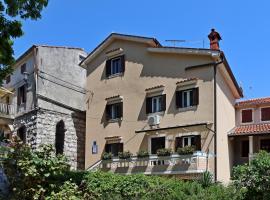 Rooms with WiFi Brsec, Opatija - 7768，位于布鲁赛吉的旅馆