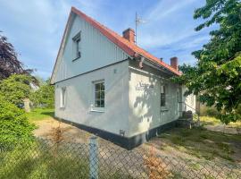 Cozy Home In Klagstorp With Kitchen，位于Klagstorp的度假屋