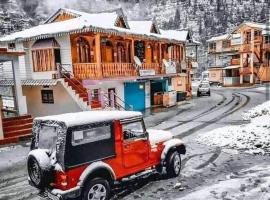 HIMGIRI HOTEL DHARALI (HARSHIL)，位于Bhatwāri的酒店