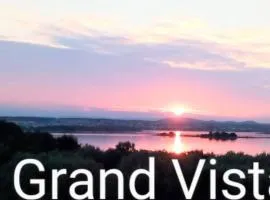 Grand Vista