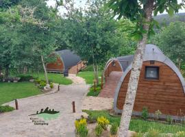 Green Paradise Glamping，位于Covas的豪华帐篷营地