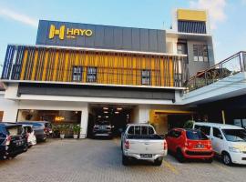 Hayo Hotel Palembang，位于Sukarami的酒店