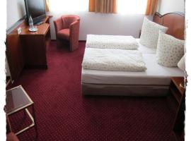 Hotel Pension Krone，位于Rehau的酒店