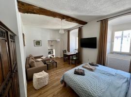 Apartment Georgstor im Posthalterhof mit Sauna，位于布兰肯海姆的酒店