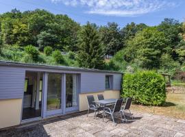 Bungalow in Waxweiler in the Southern Eifel，位于Waxweiler的度假屋