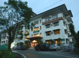 Lhaki Hotel，位于沃尔夫维尔的酒店