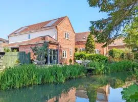 Moorhen Lodge