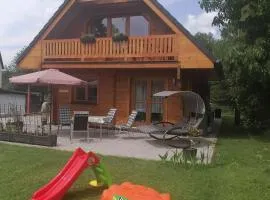 Blockbohlenhaus-Steiner-Lodge