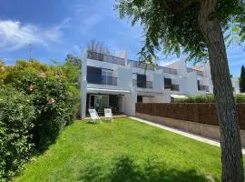 Casa Lucia with pool and garage at Playa Fontanilla Conil