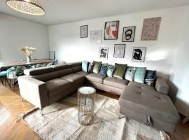 APPARTEMENT ISSY LES MOULINEAUX QUAI DE SEINE，位于伊西莱穆利诺的公寓