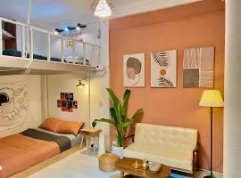 Chill & Enjoy Corner - Bui Vien - Studio with 2 beds