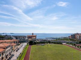 Livorno - Sea View Apartment!，位于利沃诺的海滩短租房