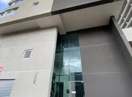 Epicentro, departamento estudio, sin balcón, con estacionamiento