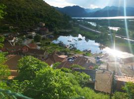 Apartment Dapcevic Skadar lake，位于Vranjina的酒店