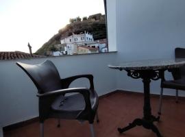 Hotel Rural La Montanera，位于蒙坦切斯的酒店