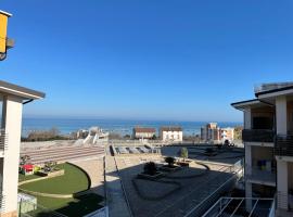 Residence Verde Mare，位于Massignano的酒店