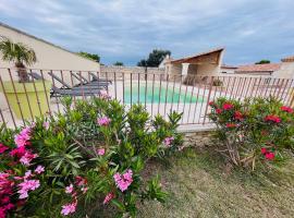 Le Mas de Maellou - Maison de vacances en Drôme Provençale，位于Grillon的酒店