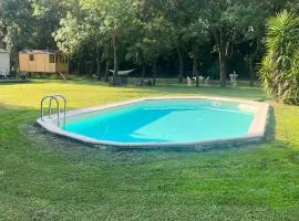 Aux portes de la Camargue studio balneo sauna et piscine