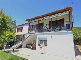 DIANA'S HOUSE，位于Khrisókastron的酒店