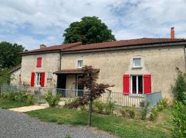 Le marronnier entre Les Buis，位于Bussière-Poitevine的酒店