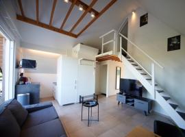 Apartment with a view and parking，位于Brecht的酒店