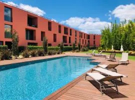 Beautiful modern design condo with swimming pool Vilamoura