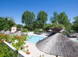 Camping Le Mas de Reilhe，位于Crespian的酒店