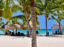 Cadaques Caribe Bayahibe Apartments，位于La Fragata的酒店