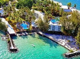 STUDIO FONCTIONNEL dans HOTEL CARAYOU SPA PISCINES