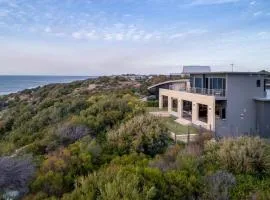 Oceanic I Private Properties