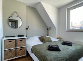 TheLighthouse Logement cozy idéalement situé，位于加来Old Sarum附近的酒店