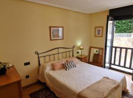 Raitán 2 - Apartamento con piscina compartida para 4 pax - VUT-4301-AS，位于科伦加的酒店