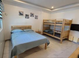 TuloMir #A 뚤로미르 행복한 4인실，位于莫阿尔博阿的海滩短租房