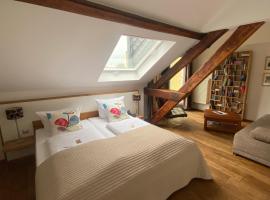 Boutique-garni Hotel Papillon，位于肯彭的酒店