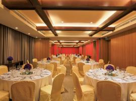 Holiday Inn & Suites Makati by IHG，位于马尼拉的酒店