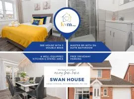 KVM Swan House by KVM Stays